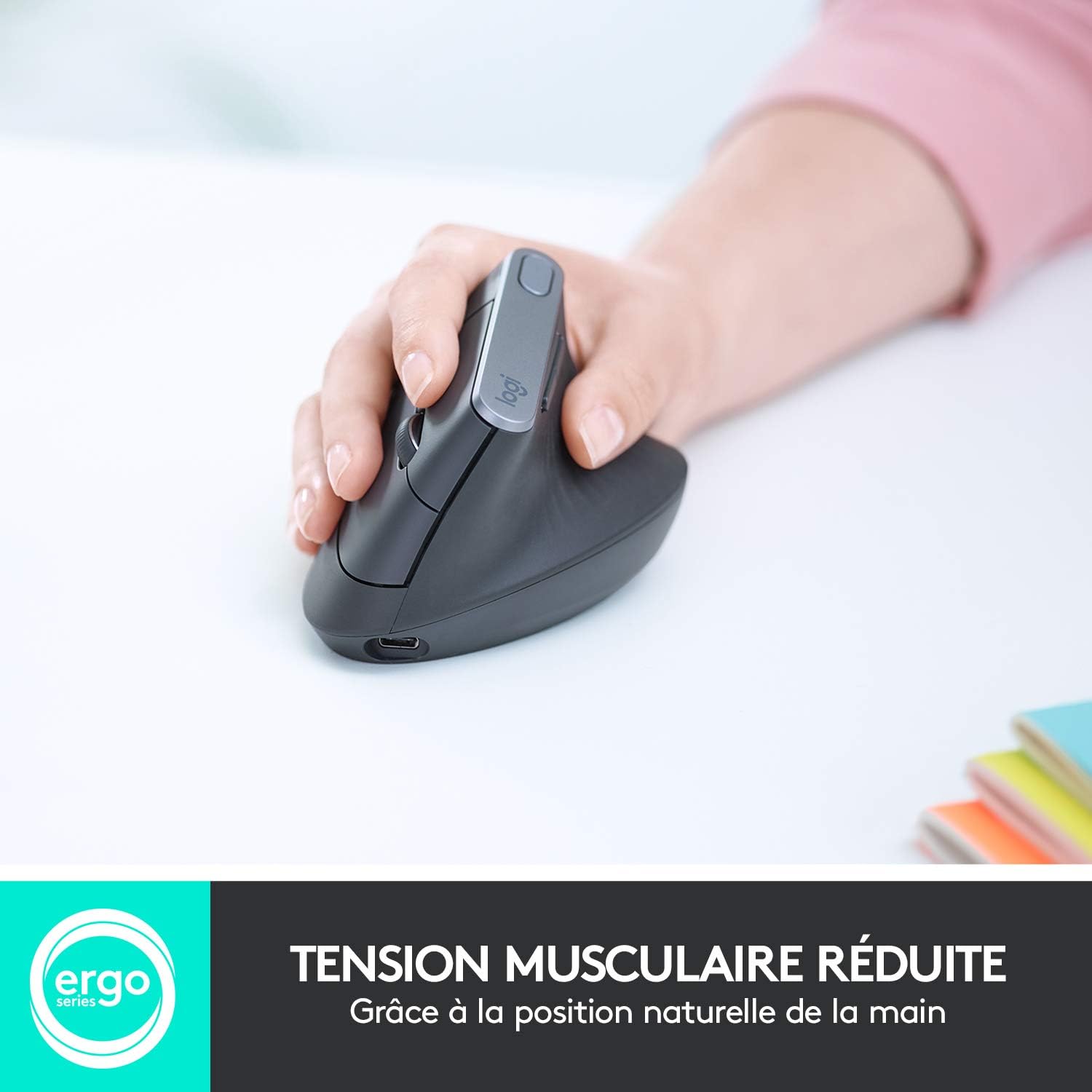 Logitech MX Vertical – Souris Ergonomique Sans Fil Bluetooth & 2,4 GHz, 4000 PPP, Graphite